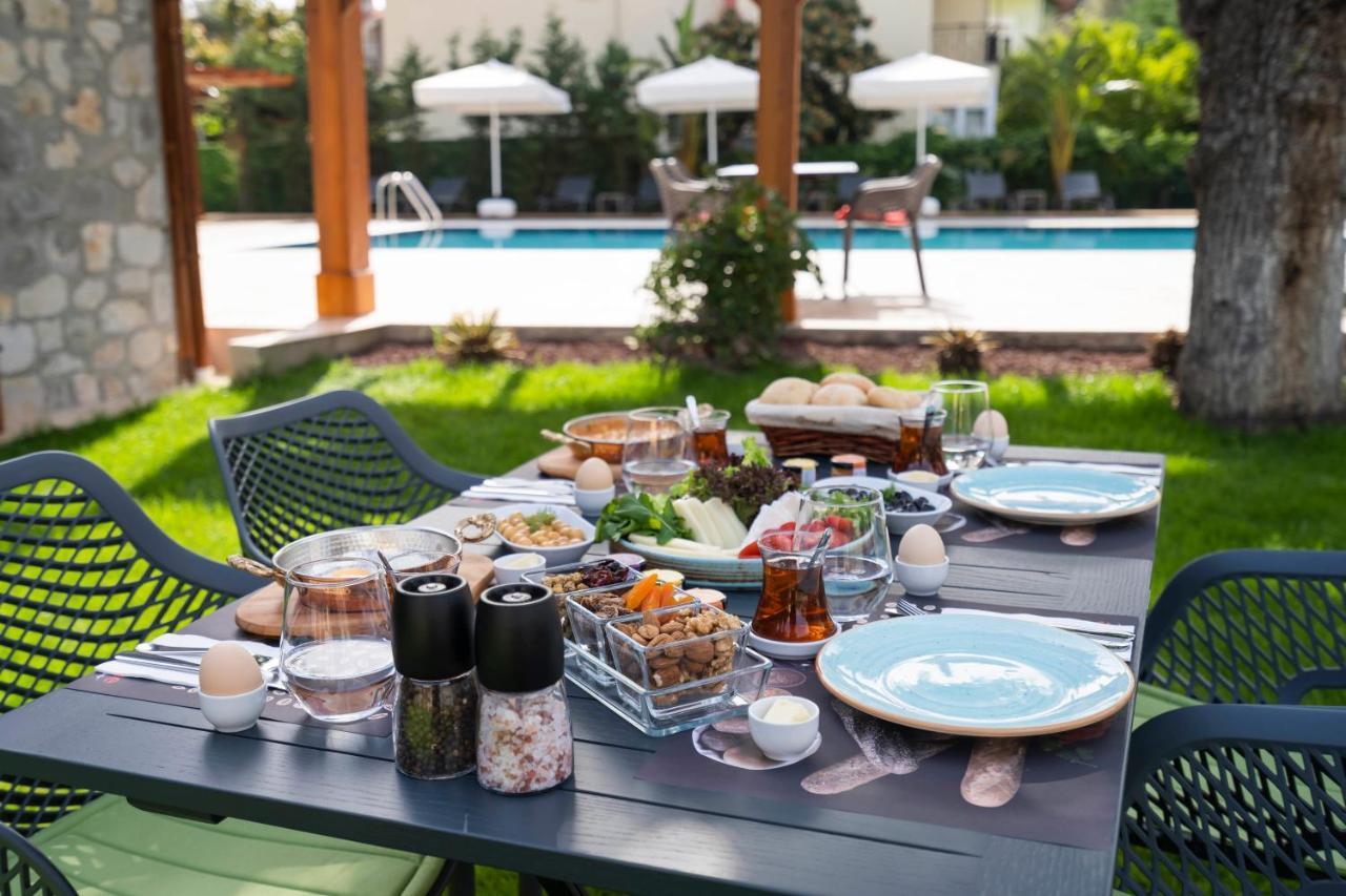 West House Exclusive Hotel Гёчек Экстерьер фото