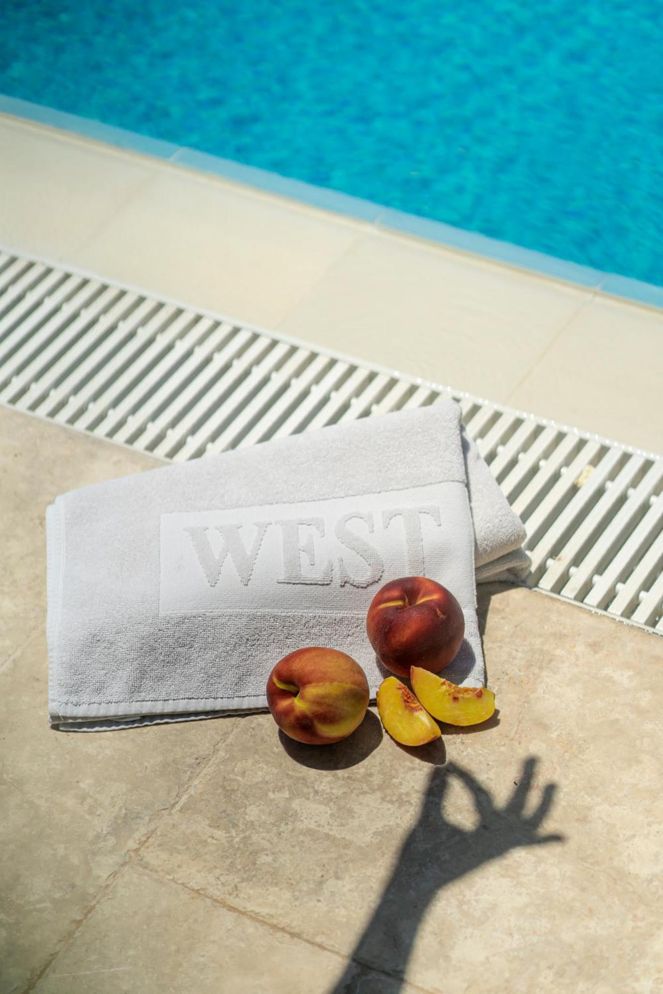 West House Exclusive Hotel Гёчек Экстерьер фото