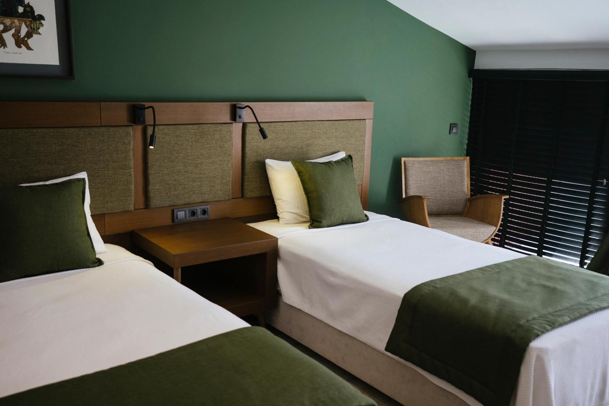 West House Exclusive Hotel Гёчек Экстерьер фото