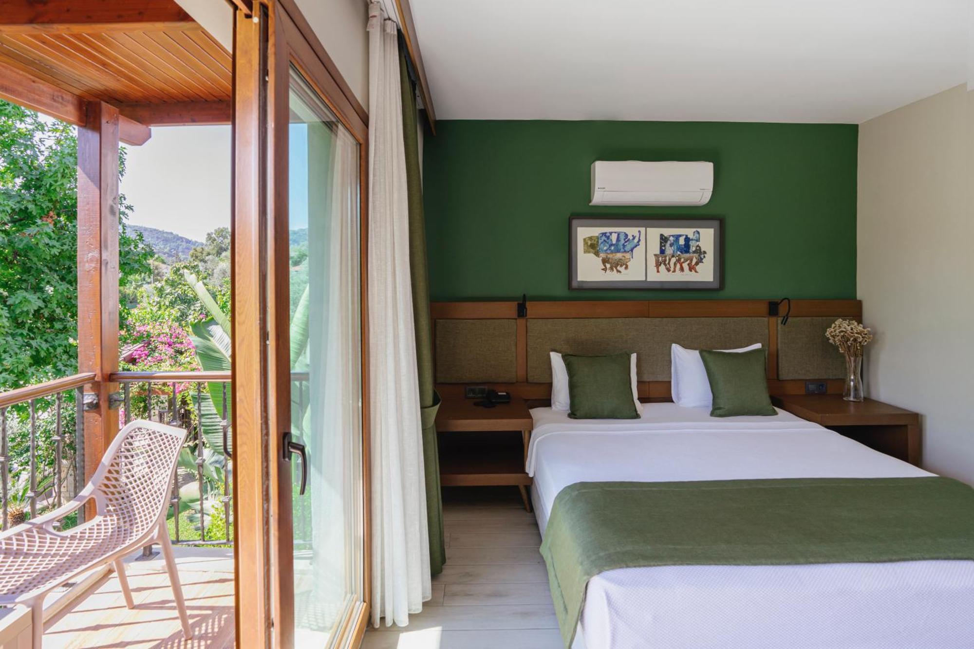 West House Exclusive Hotel Гёчек Экстерьер фото